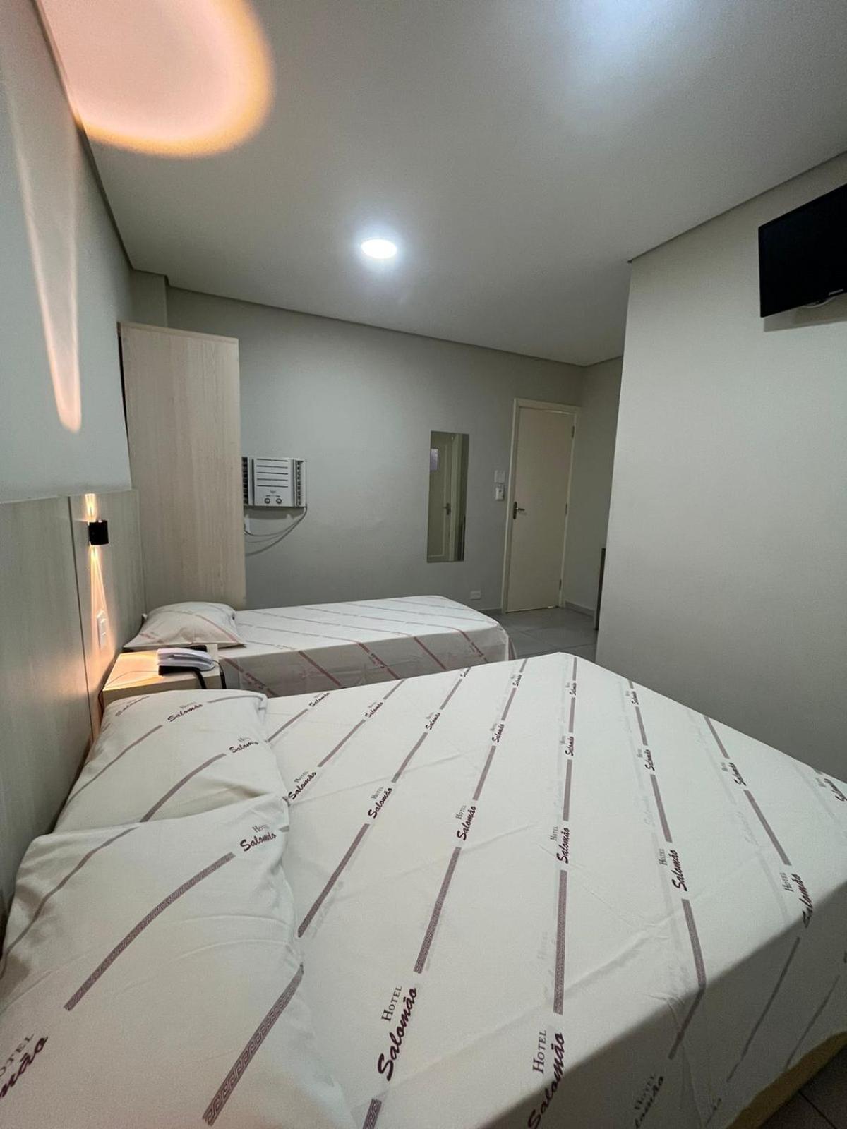 Hotel Salomao - Proximo A 25 De Marco, Bom Retiro, Bras E Rua Santa Efigenia, A 2 Minutos Do Mirante Sampa Sky E Pista De Skate Anhangabau Сан-Пауло Экстерьер фото