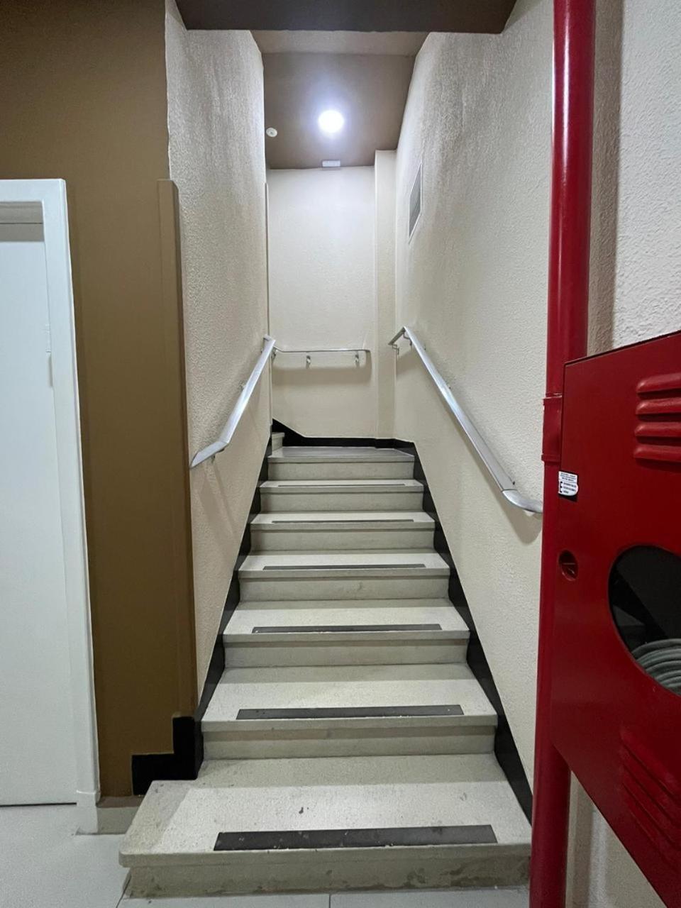 Hotel Salomao - Proximo A 25 De Marco, Bom Retiro, Bras E Rua Santa Efigenia, A 2 Minutos Do Mirante Sampa Sky E Pista De Skate Anhangabau Сан-Пауло Экстерьер фото