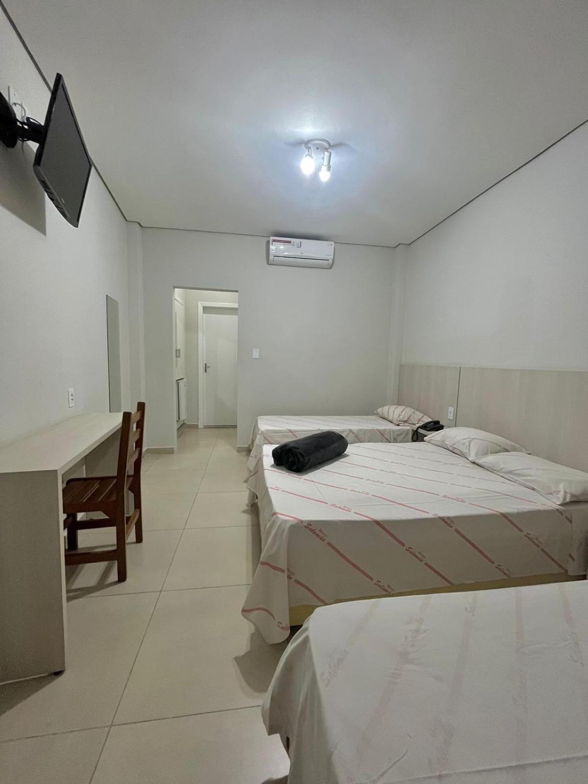 Hotel Salomao - Proximo A 25 De Marco, Bom Retiro, Bras E Rua Santa Efigenia, A 2 Minutos Do Mirante Sampa Sky E Pista De Skate Anhangabau Сан-Пауло Экстерьер фото